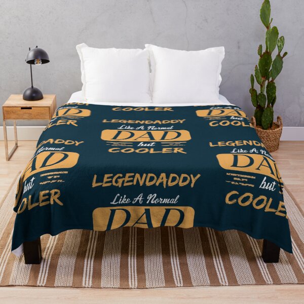 Item preview, Legendaddy como un padre normal refrán divertido Camiseta esencial designed and sold by Impressvibes.