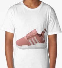 Shoe tennis. Long T-Shirt