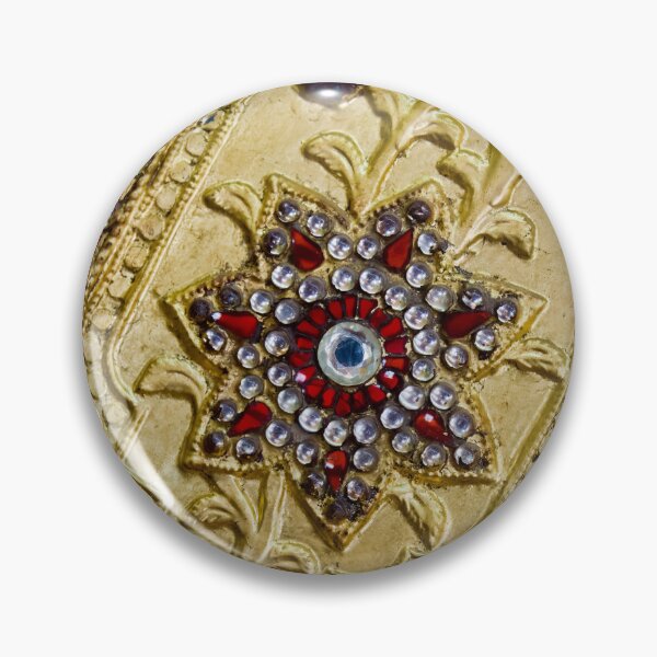 Item preview, Gilding pattern from Kalaw, Myanmar designed and sold by Lie Yim.