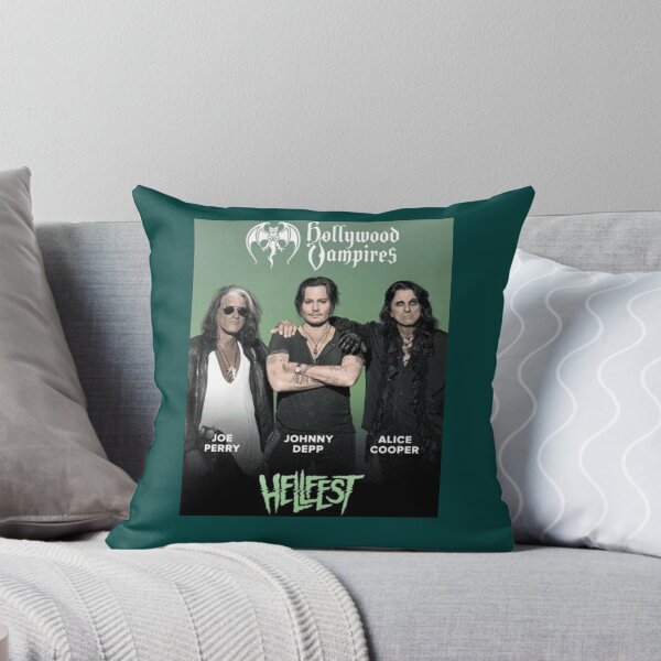 Item preview, mereka foto bertiga dengan crwhee vampirestourhollywood crwhee saling bersandar pada bahu hellfest orang yang di tengah designed and sold by 2SCOM.