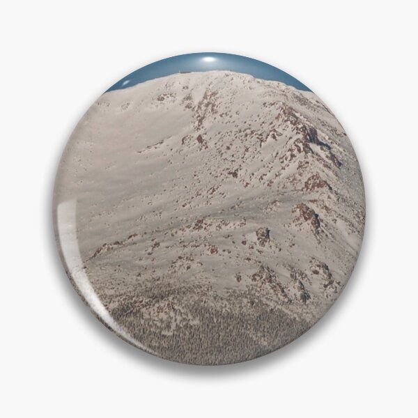 Artikelvorschau, Schneebedeckter Pike Peak entworfen und verkauft von CarefulCaptures.