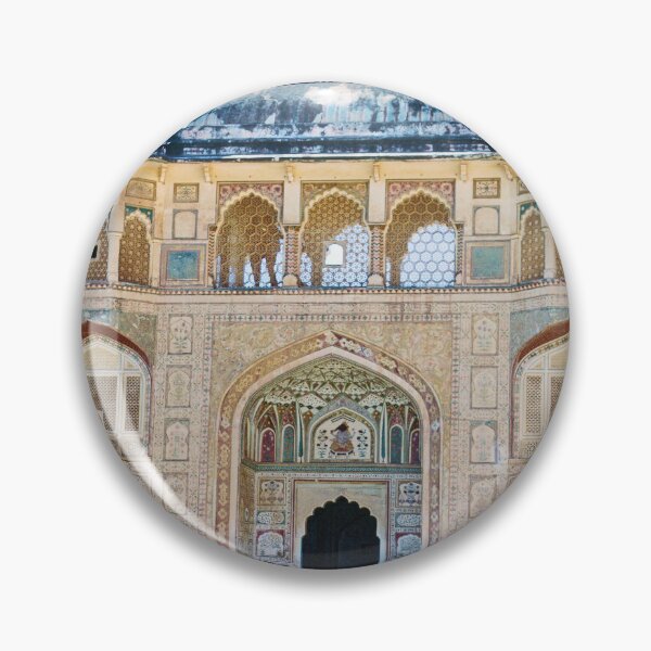 Artikelvorschau, 1960er - Ganesh Gate im Amber Palace, in der Nähe von Jaipur, Rajasthan, Indien entworfen und verkauft von thatwaslife.