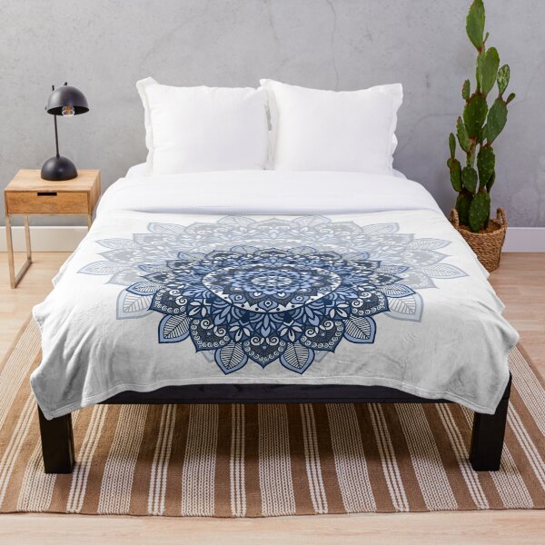 Aperçu de l'œuvre Conception de mandala ornemental vintage indien floral coloré créée et vendue par ArtisticoStyle.