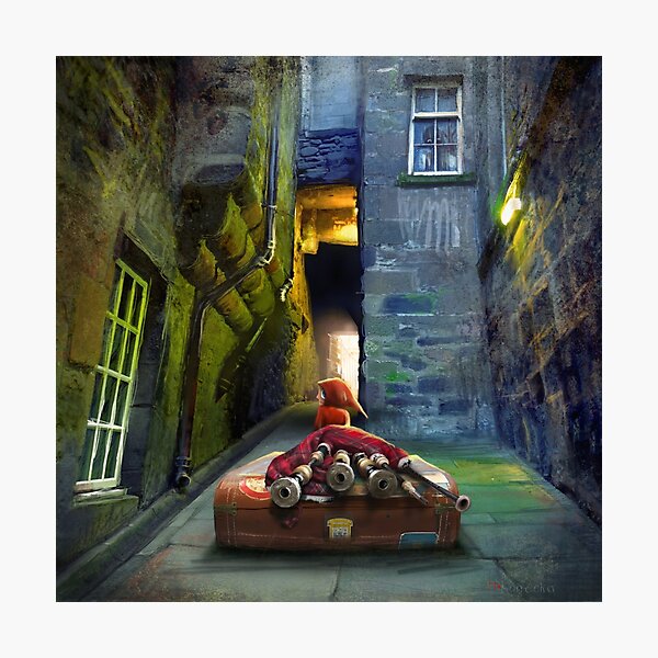 "Bagpiper from Trunk's Close" Photographic Print