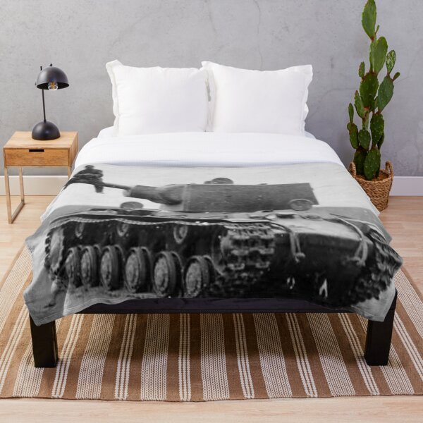 Item preview, WW2 - Soviet Stronk - KV2 Heavy Tank designed and sold by TheHappyK.