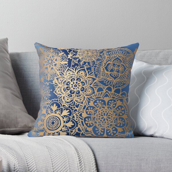 Blau und Gold Mandala Muster Dekokissen