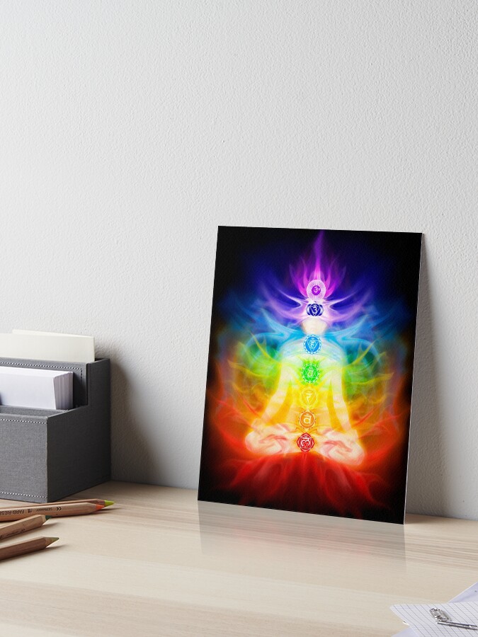 Lámina rígida for Sale con la obra «El hombre iluminado con chakras en  posición de loto.» de MandalaSoul