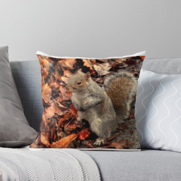 Aperçu de l'œuvre Grey Squirrel  créée et vendue par larry flewers.