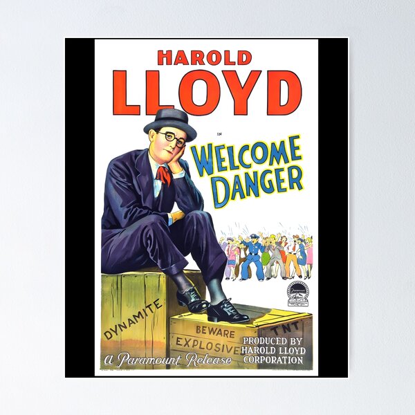 Artikelvorschau, Welcome Danger mit Harold Lloyd in der Hauptrolle. Klassisches Filmplakat. Klassisch entworfen und verkauft von avasravyao.