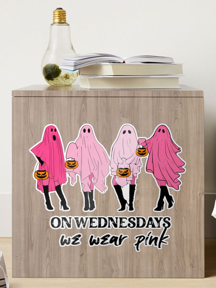 Mean Girls On Wednesdays We Wear Pink Pint Glass