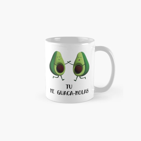 Couple of funny avocados in love with the text TU ME GUACA-MOLAS in black in 3d style. Classic Mug