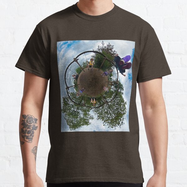 Siblings on a 6 Seater Swing Classic T-Shirt