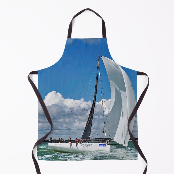 Artikelvorschau, Ocean Racing entworfen und verkauft von Richard Allen.