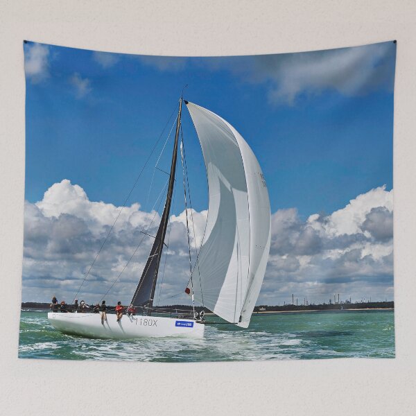 Artikelvorschau, Ocean Racing entworfen und verkauft von Richard Allen.
