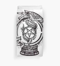 Psychische Leser mit Crystal Ball und das Siegel von Baphomet Bettbezug