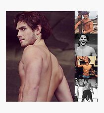 SHIRTLESS KJ APA ARCHIE FROM RIVERDALE Photographic Print