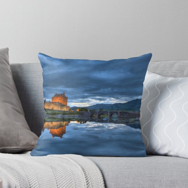 Artikelvorschau, Eilean Donan Castle entworfen und verkauft von James (820Photography) Anderson.