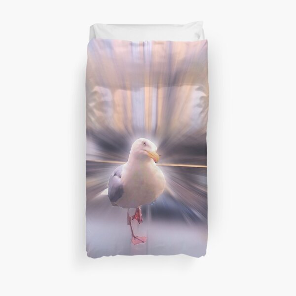Gary (the gull) Duvet Cover