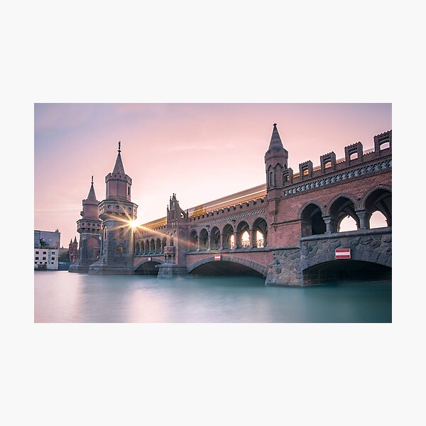 Artikel-Vorschau von Berlin Oberbaumbrücke, designt und verkauft von ffpdsgn.