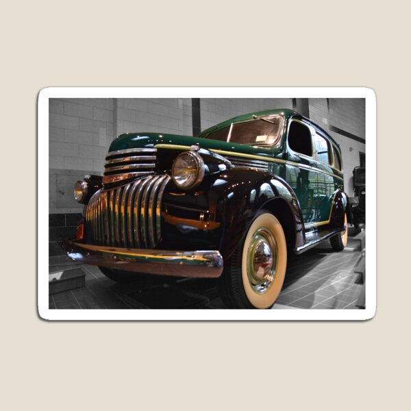 Suburban 1940 Chevrolet Magnet