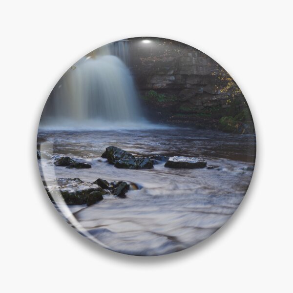 Artikelvorschau, West Burton Falls entworfen und verkauft von Nick Atkin.