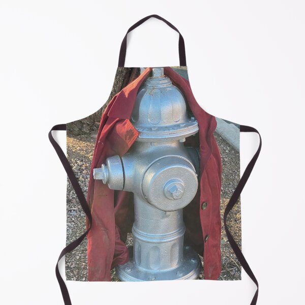 Aperçu de l'œuvre Bouche d'incendie avec manteau créée et vendue par pinkyjainpan.