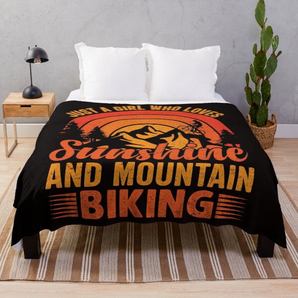 Item preview, solo una chica que ama el sol ciclismo de montaña MTB Arte divertido de bicicleta de montaña para hombres Mujeres designed and sold by mohmmed22.
