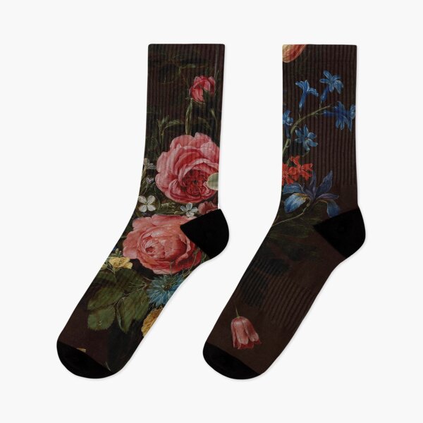 Artikelvorschau, Flower Bouquet, Dark Moody Vintage Floral Painting entworfen und verkauft von vintagevivian.