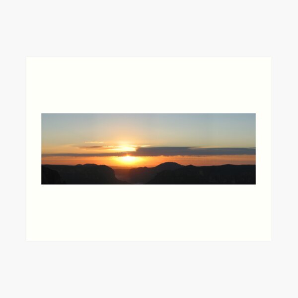 Sunrise at Govett's Leap Art Print