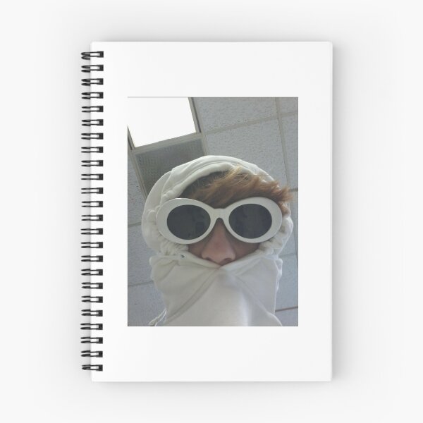 Aperçu de l'œuvre lil pump est gay créée et vendue par yung yes.
