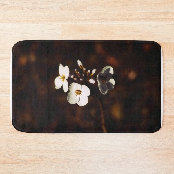 Item preview, white wildflower designed and sold by Francespoppy.