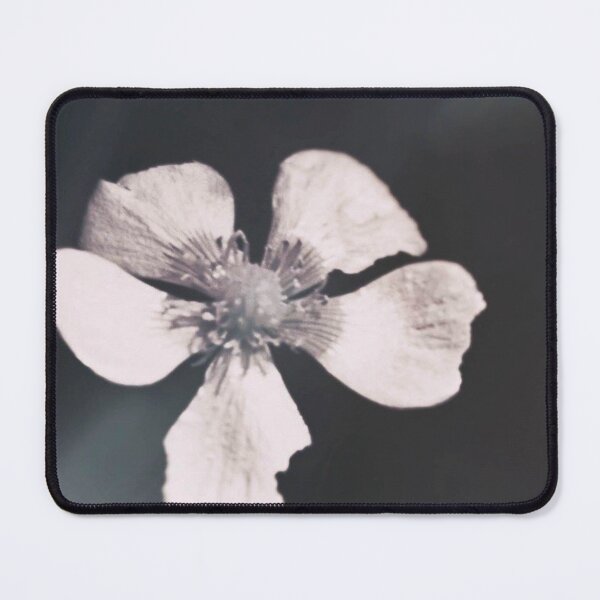 Item preview, flower black and white designed and sold by Francespoppy.