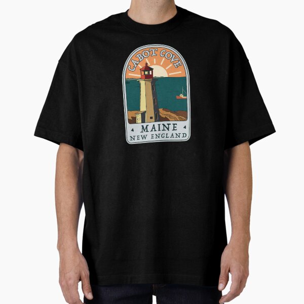 Vista previa del artículo con la obra «Pegatina vintage del faro de Cabot Cove con arco de misterio de asesinato», diseñado y vendido por boec gear.