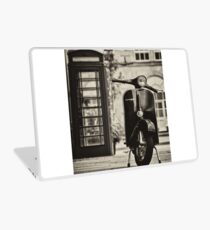 Vespa Primavera Classic Laptop Skin