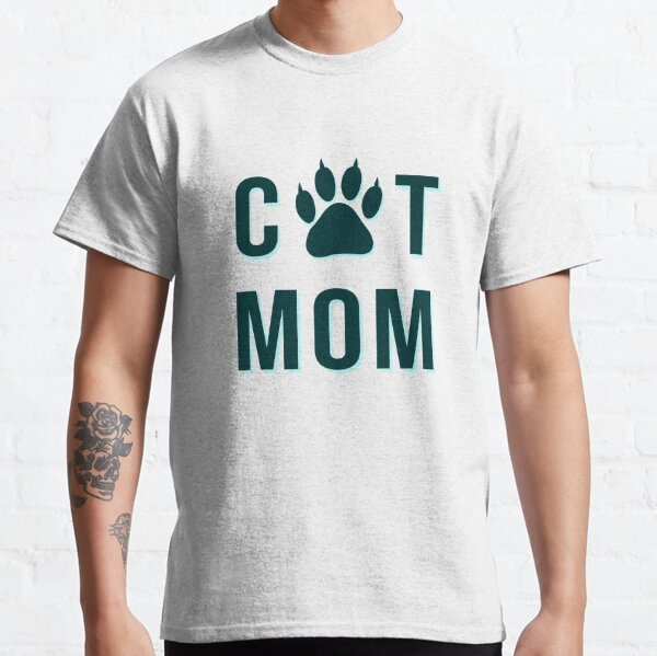 Cat Mom Isolated Classic T-Shirt