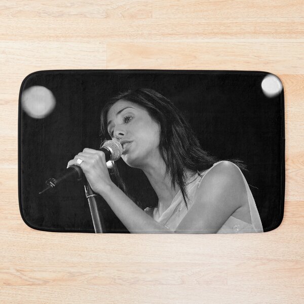 Item preview, Natalie Imbruglia Performing Live In Concert designed and sold by AndyEvansPhotos.