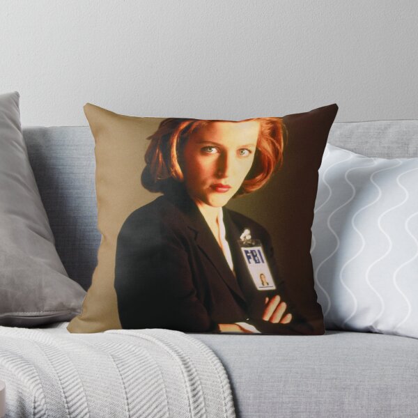 Scully X-files Throw Pillow