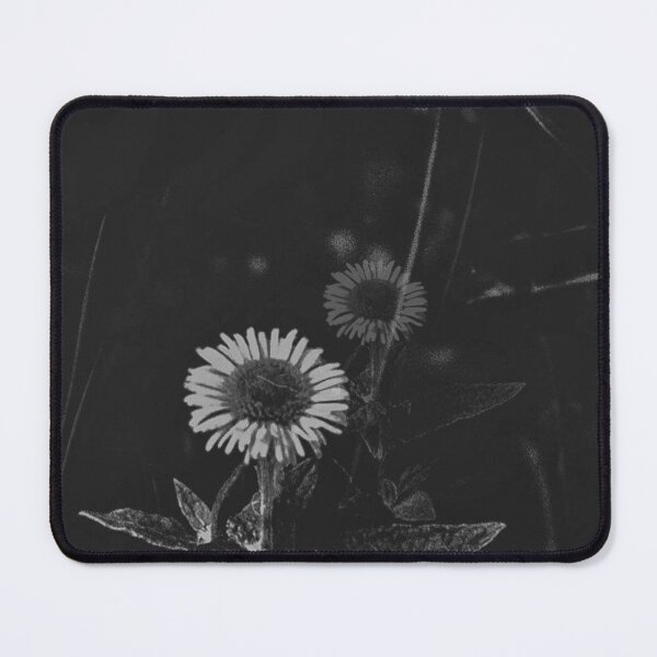 Item preview, flowers black and white designed and sold by Francespoppy.