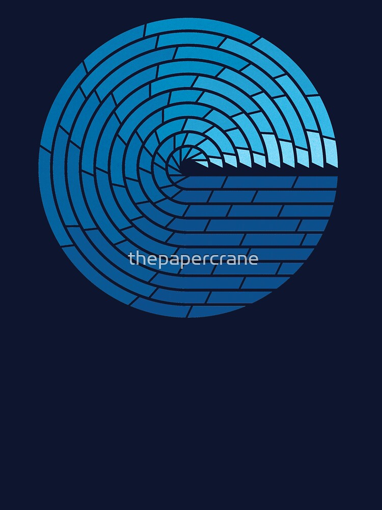 Aperçu 7 sur 7. T-shirt classique avec l'œuvre Océan tout-puissant créée et vendue par thepapercrane.