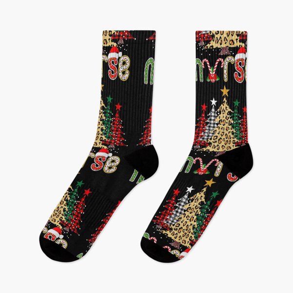 Artikelvorschau, Krankenschwester weihnachtsbaum stethoskop rn lpn schrubben pflege x mas entworfen und verkauft von JeffreyColmener.