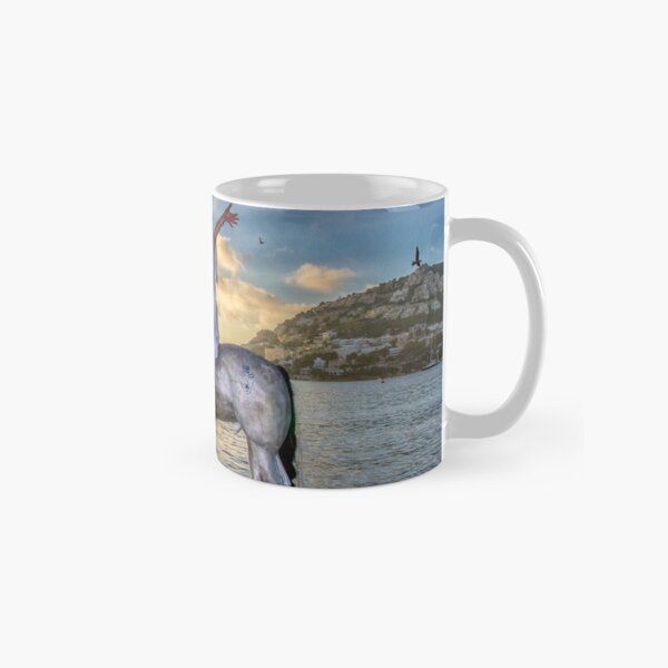 The triumphant return of Lady Art Classic Mug