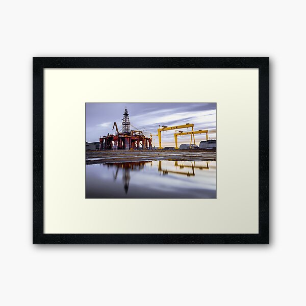 Aperçu de l'œuvre Harland et Wolff avec plate-forme pétrolière créée et vendue par cmphotographs.