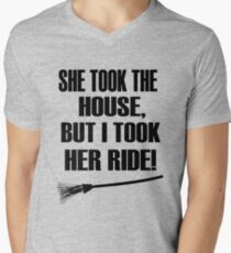 Divorce designs She took the house but I took her ride Men's V-Neck T-Shirt