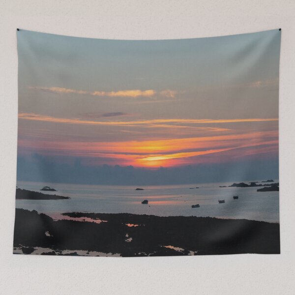 Artikelvorschau, Sonnenuntergang in Cobo Bay, Guernsey entworfen und verkauft von HazelWright.