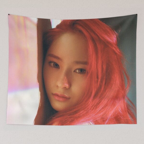Item preview, krystal f x red light designed and sold by ZXSEAVBNM.