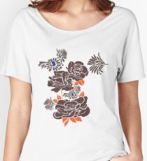 dark roses Women's Relaxed Fit T-Shirt