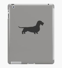 Drahtbehaarter Dackel Silhouette (n) iPad-Hülle & Skin