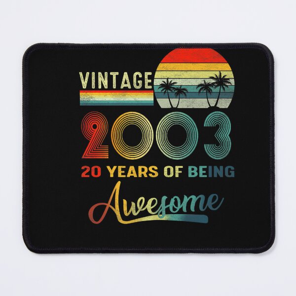Artikelvorschau, 20 Jahre altes Geschenk Vintage 2003 20 Jahre als fantastisches T-Shirt entworfen und verkauft von DaunJarvia.