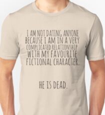 Camiseta ajustada relación complicada con mi personaje de ficción favorito