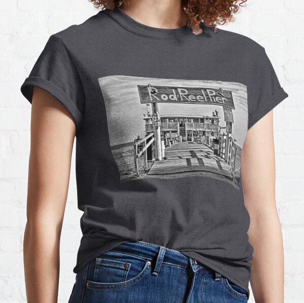 A Pier Called The Rod And Reel BW Classic T-Shirt